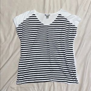 Christopher & Banks Short Sleeve T-Shirt
